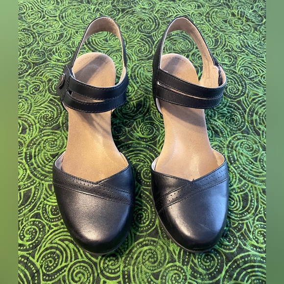 clarks ankle strap shoes